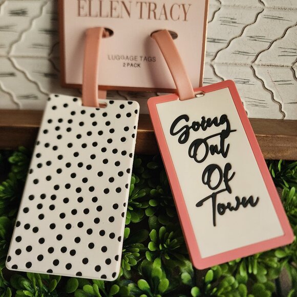 NWT Ellen Tracy 2 pack luggage tags  Going out of Town - Picture 1 of 1